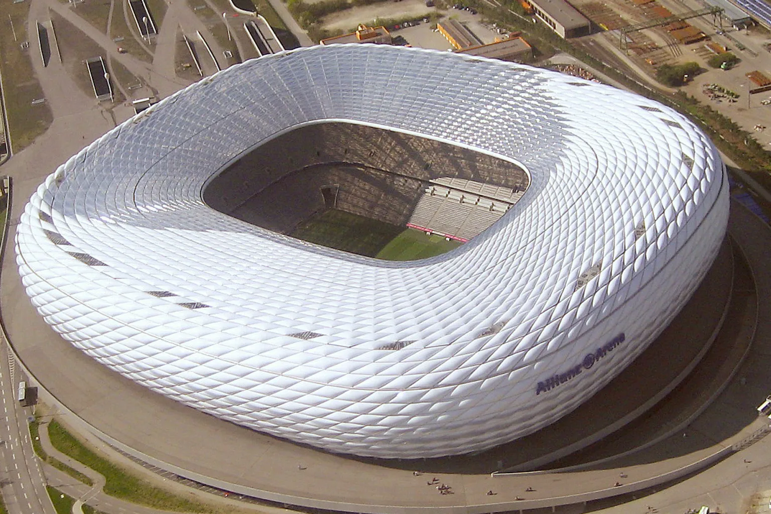 Allianz Arena horaires : les chiffres clés des flux du Megastore