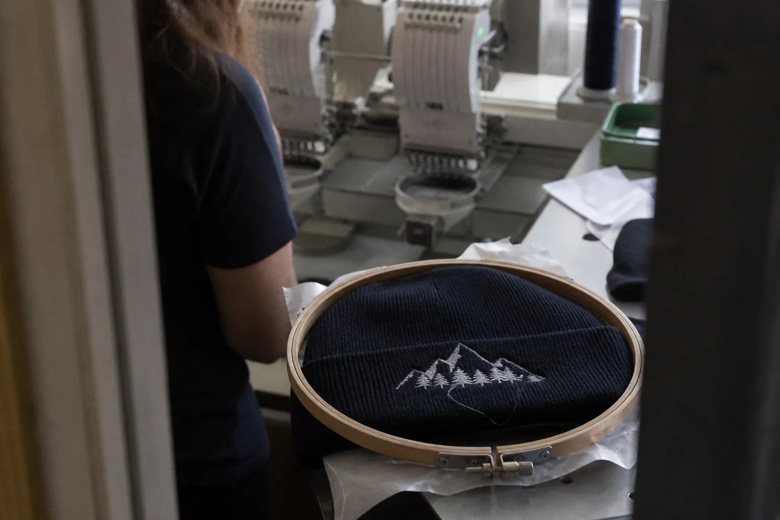 Bonnet personnalisé : la broderie vaut-elle son surcoût ?
