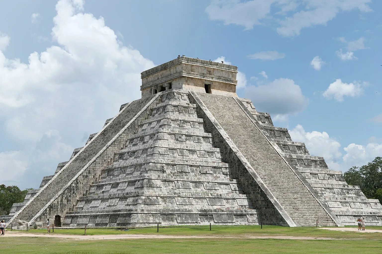 Billets pour Chichén Itzá : verdict sur les tenues des guides