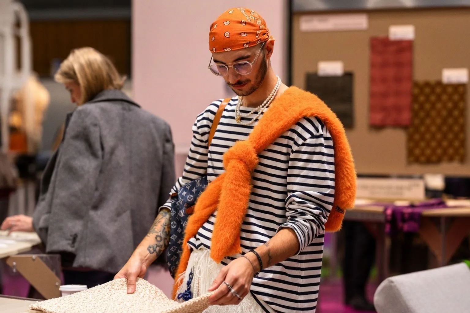 Textiles innovants : les nouveaux matériaux face aux exigences de la broderie